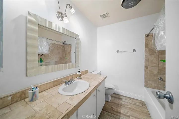 3700 Dean, Ventura, California 93003