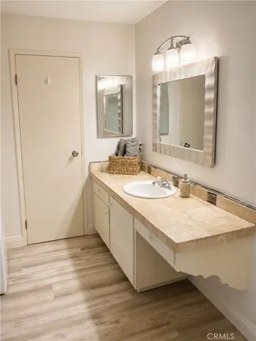3700 Dean, Ventura, California 93003