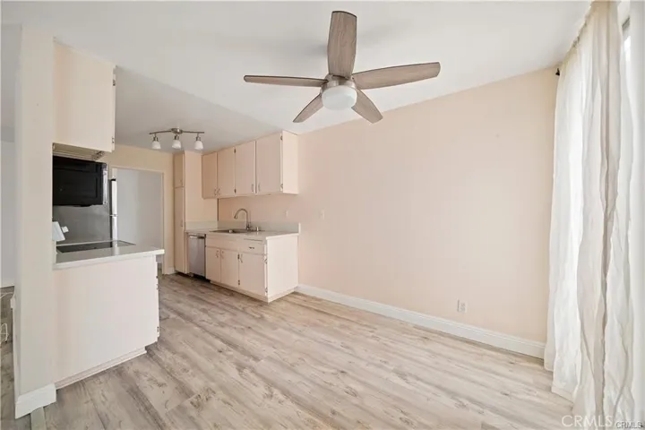 3700 Dean, Ventura, California 93003