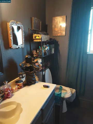 2nd Floor Bathroom