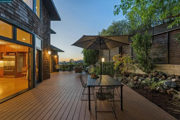 4908 Cochrane Ave, Oakland, California 94618