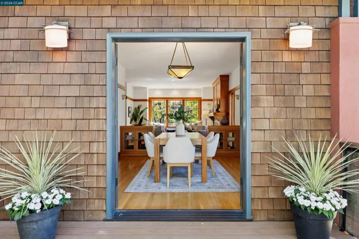 4908 Cochrane Ave, Oakland, California 94618