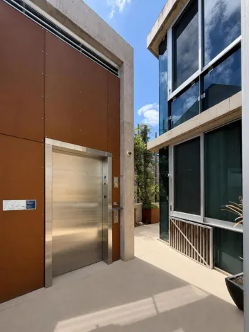 102 University Avenue 3c, Palo Alto, California 94301
