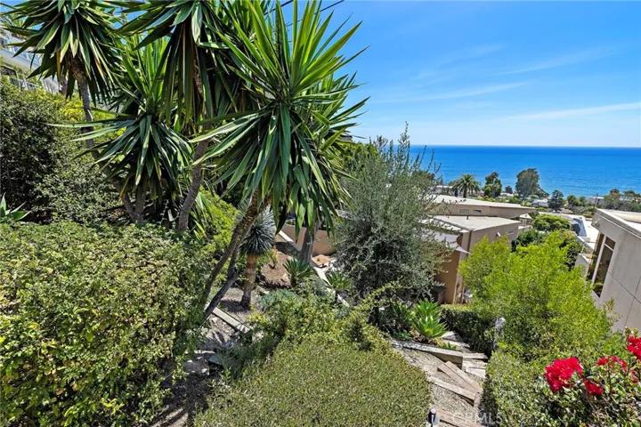 2166 Ruby Place, Laguna Beach, California 92651