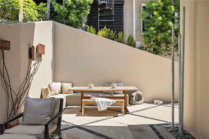 2166 Ruby Place, Laguna Beach, California 92651