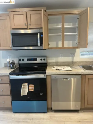 915 Sherman Oaks Dr, San Jose, California 95128