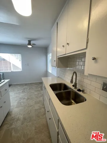 744 Pier Avenue 1, Santa Monica, California 90405