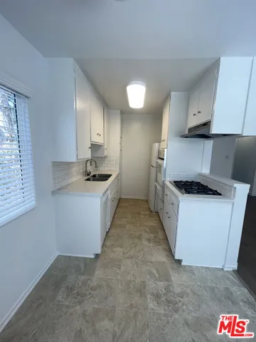 744 Pier Avenue 1, Santa Monica, California 90405