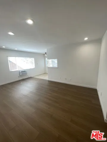 744 Pier Avenue 1, Santa Monica, California 90405