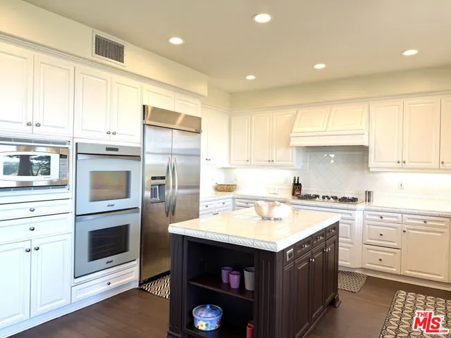 5 Marisol, Newport Coast, California 92657