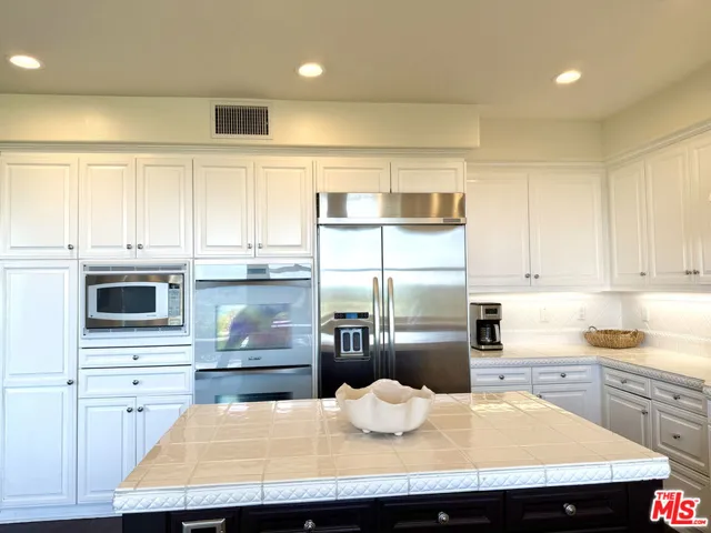 5 Marisol, Newport Coast, California 92657