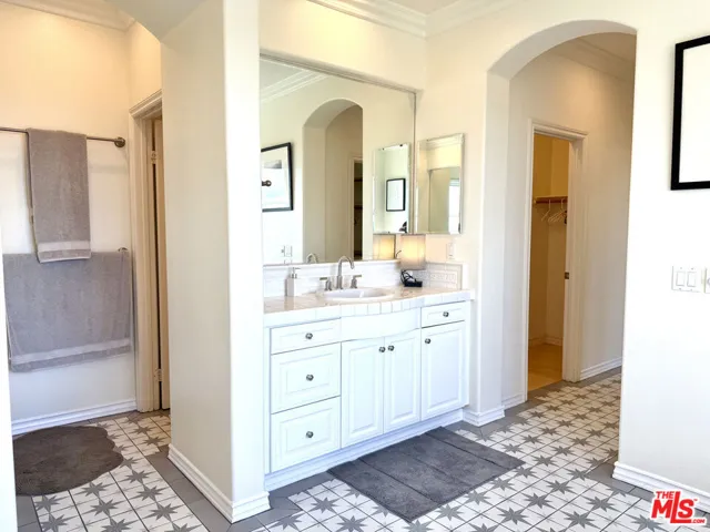 5 Marisol, Newport Coast, California 92657