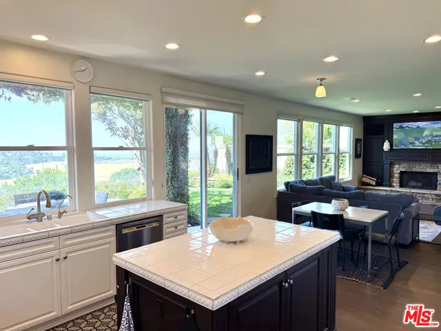 5 Marisol, Newport Coast, California 92657