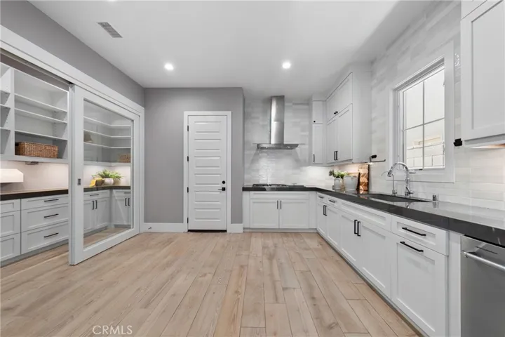 Pre-Kitchen