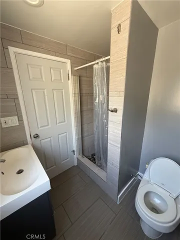 22346 Hartland Street, Canoga Park, California 91303