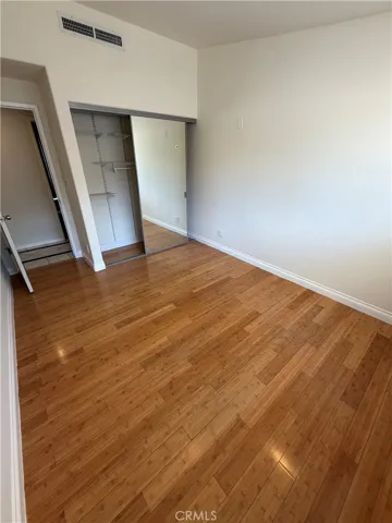 22346 Hartland Street, Canoga Park, California 91303