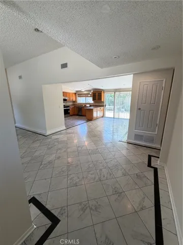 22346 Hartland Street, Canoga Park, California 91303