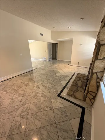 22346 Hartland Street, Canoga Park, California 91303