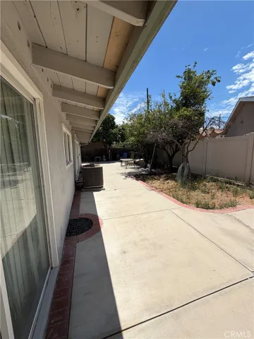 22346 Hartland Street, Canoga Park, California 91303
