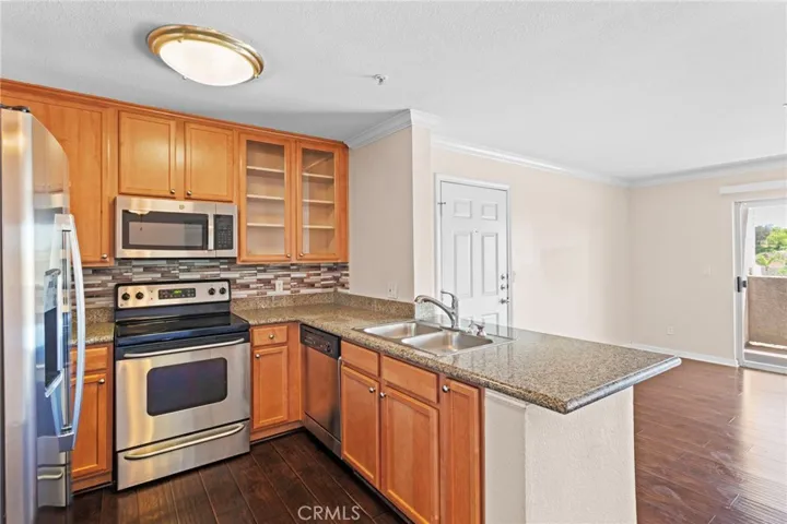 1005 Vista Del Cerro Drive 103, Corona, California 92879