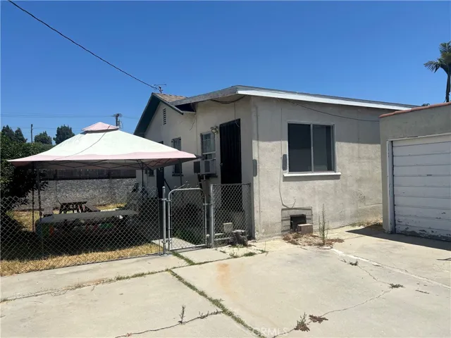 3453 California, Huntington Park, California 90255