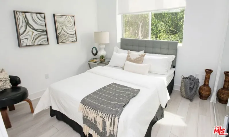 415 S Le Doux Road 402, Los Angeles, California 90048