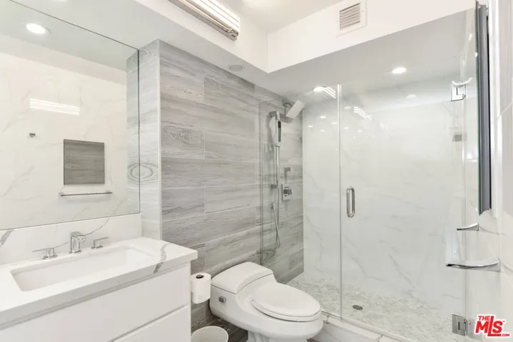 201 Ocean Avenue 404p, Santa Monica, California 90402