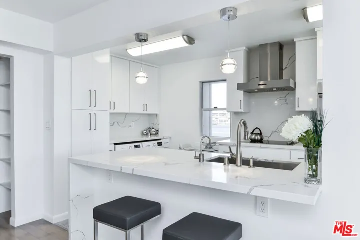 201 Ocean Avenue 404p, Santa Monica, California 90402
