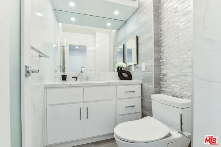 201 Ocean Avenue 404p, Santa Monica, California 90402