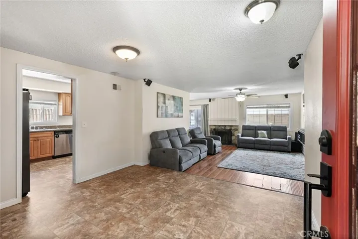 28948 Flowerpark Drive, Canyon Country, California 91387
