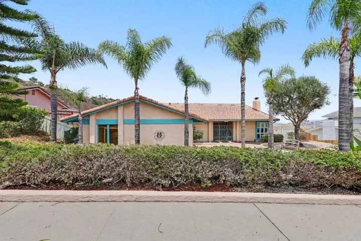 1744 Shady Crest Place, El Cajon, California 92020