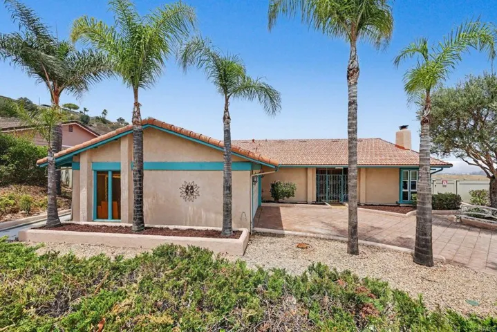 1744 Shady Crest Place, El Cajon, California 92020
