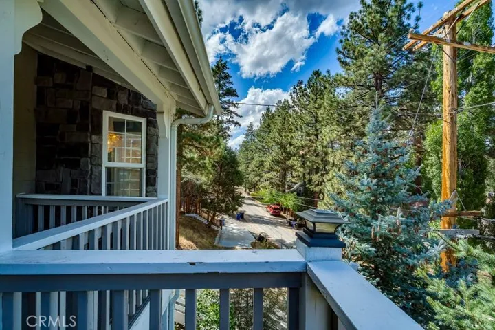 700 Booth Way, Big Bear City, California 92314