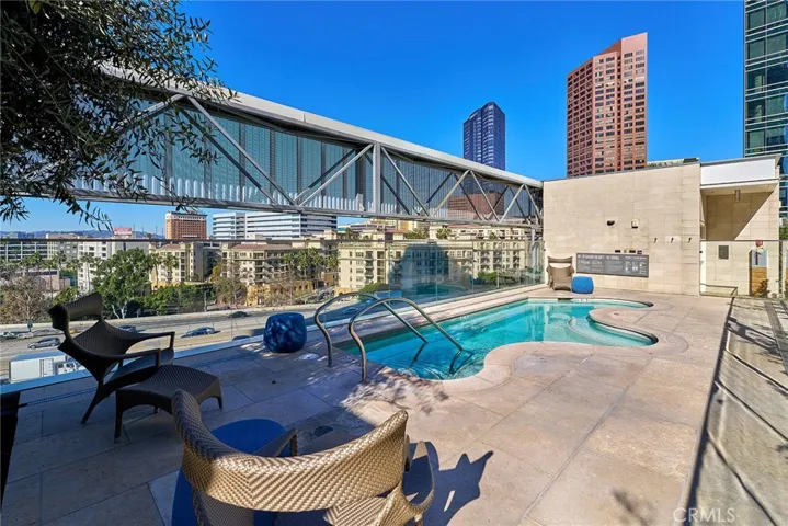 877 Francisco, Los Angeles, California 90017