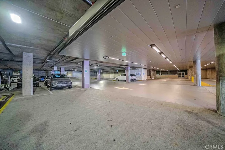 877 Francisco, Los Angeles, California 90017