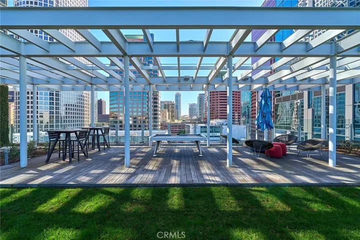 877 Francisco, Los Angeles, California 90017