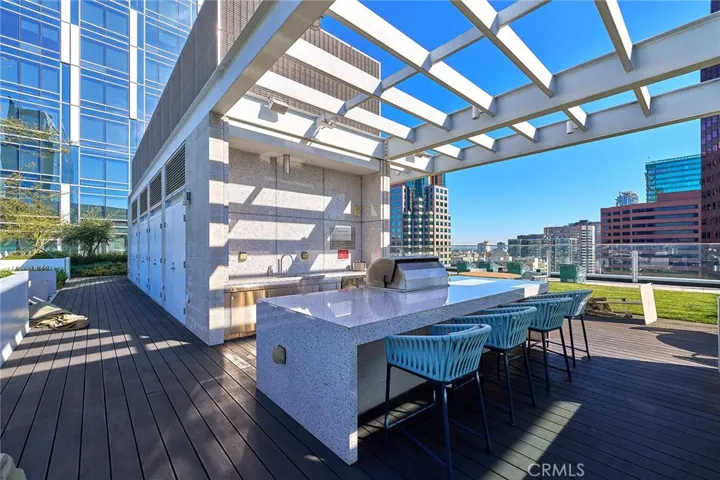877 Francisco, Los Angeles, California 90017