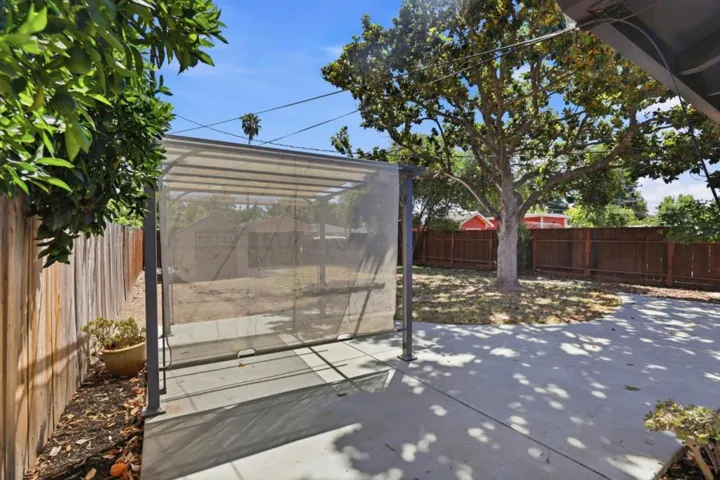 7070 Hanna Street, Gilroy, California 95020