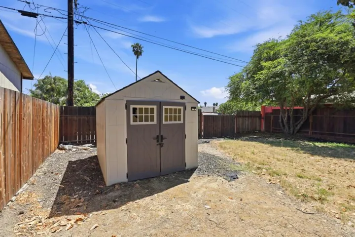 7070 Hanna Street, Gilroy, California 95020