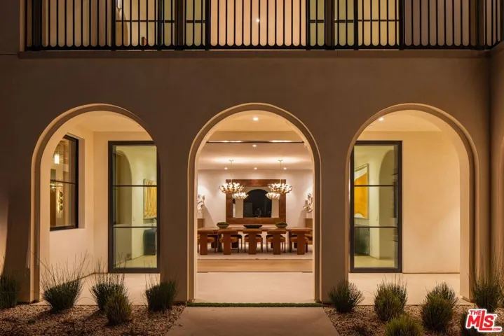 9951 Liebe Drive, Beverly Hills, California 90210