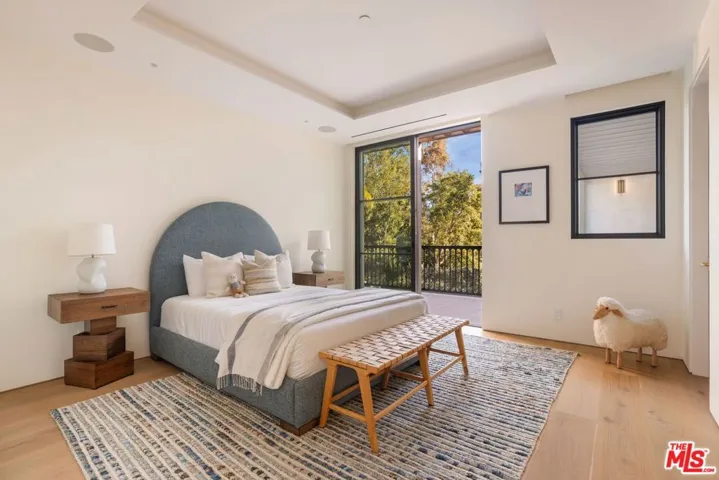 9951 Liebe Drive, Beverly Hills, California 90210