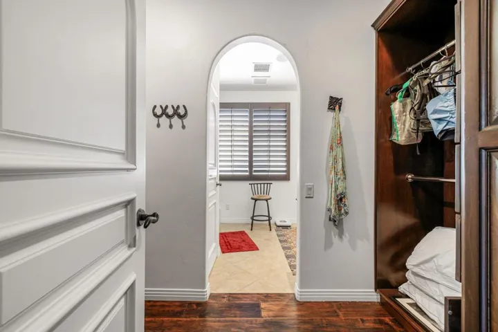 56-web-or-mls-0J3A0390