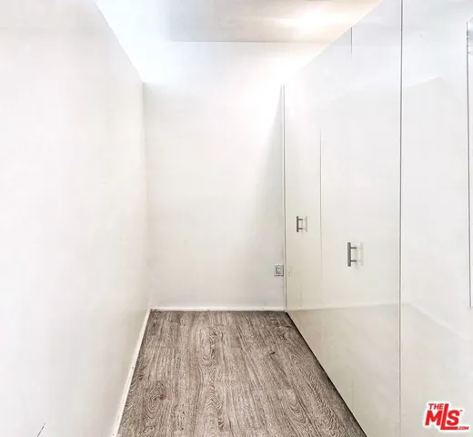1040 S Mariposa Avenue F101, Los Angeles, California 90006