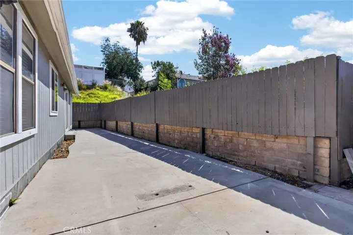 13691 Gavina, Sylmar, California 91342