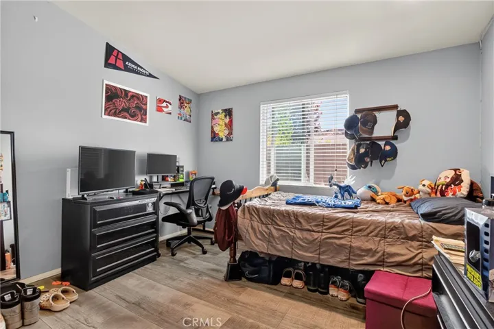 13691 Gavina, Sylmar, California 91342