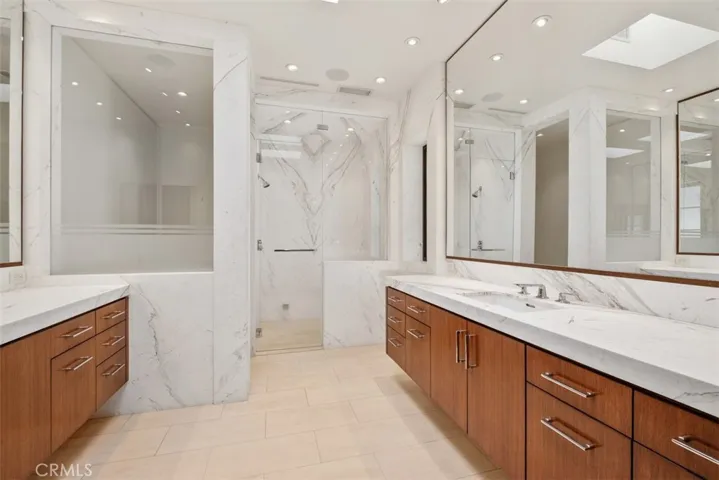 1523 Dolphin, Corona Del Mar, California 92625