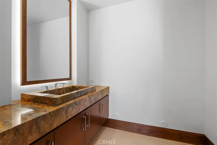 1523 Dolphin, Corona Del Mar, California 92625