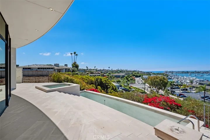 1523 Dolphin, Corona Del Mar, California 92625