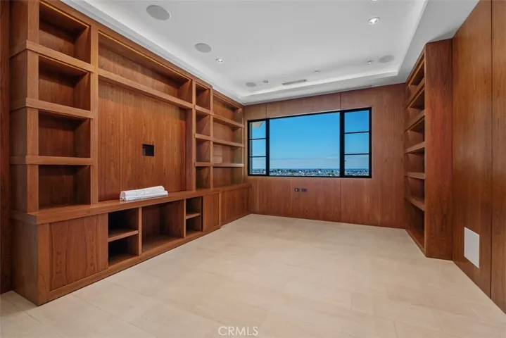 1523 Dolphin, Corona Del Mar, California 92625