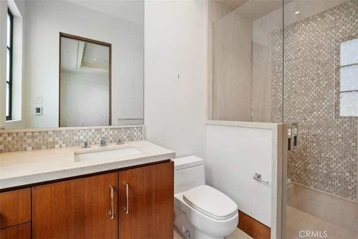 1523 Dolphin, Corona Del Mar, California 92625
